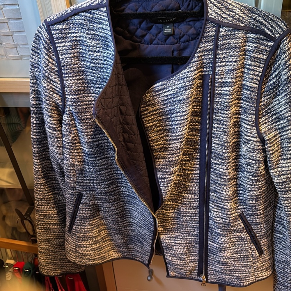 🌟like NEW🌟Ann Taylor🌟Winter Linen Shimmer Jacket. No tags.